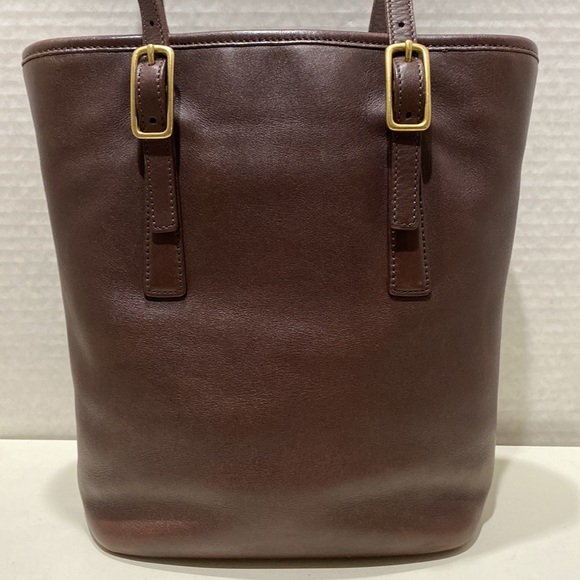 COACH (No. C2W-9803) Legacy Vintage Brown Leather Tote Bag - Picture 3 of 16